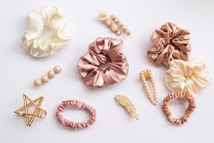 Accessoires Cheveux Satin Afro Bouclés Frisés | BouclesD'Afrik